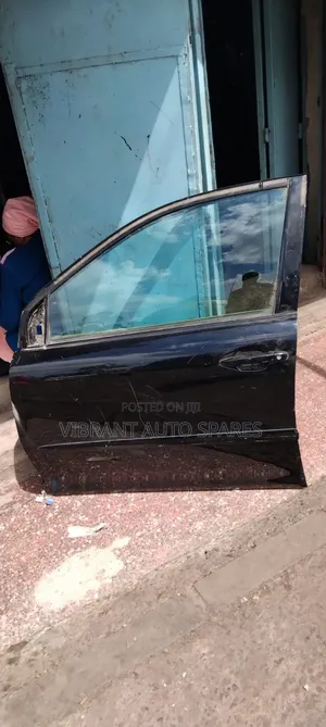 Harrier 240 LHS Front Door