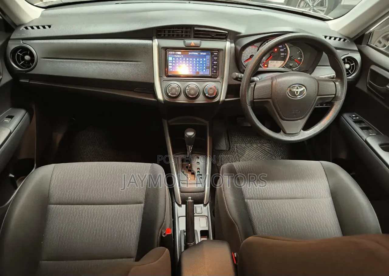 Toyota Corolla Fielder 2019 White