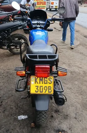 Honda CB 2025 Blue