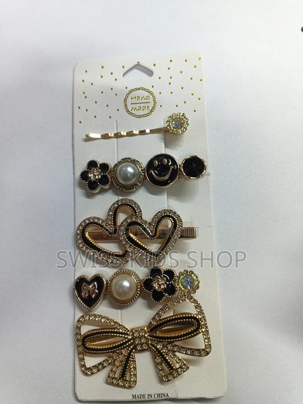 Hair Clips - thumbnail 3