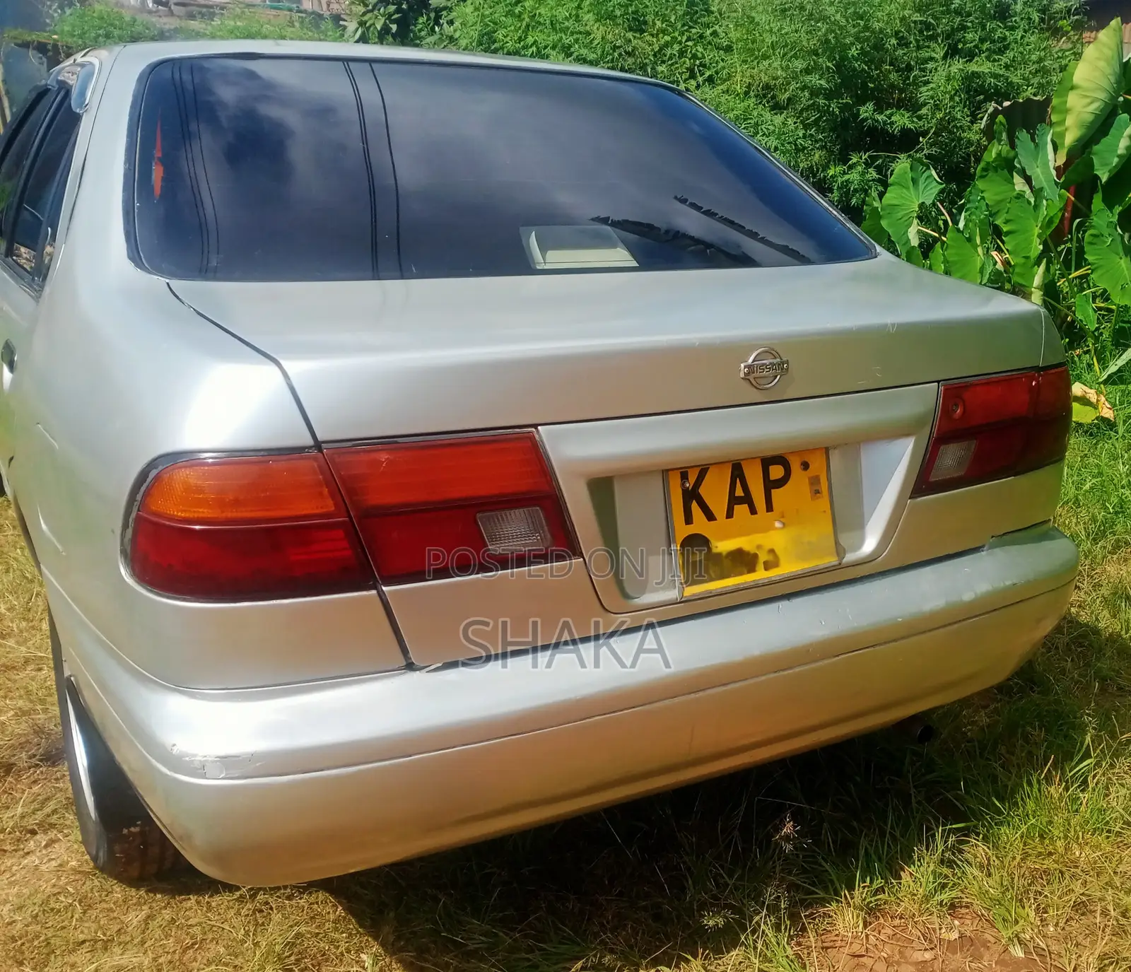 Nissan Sunny 1997 Silver