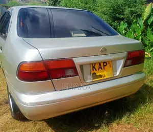 Nissan Sunny 1997 Silver