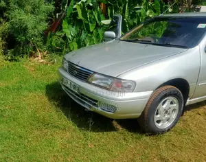 Nissan Sunny 1997 Silver