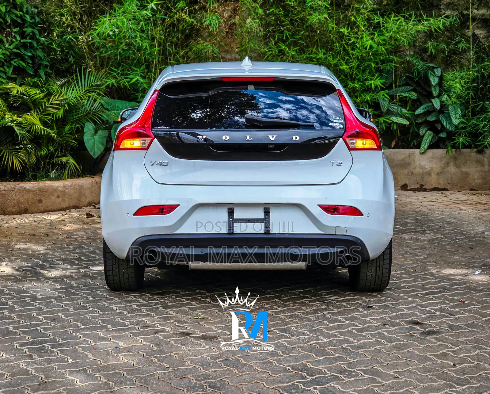 Volvo V40 2018 White