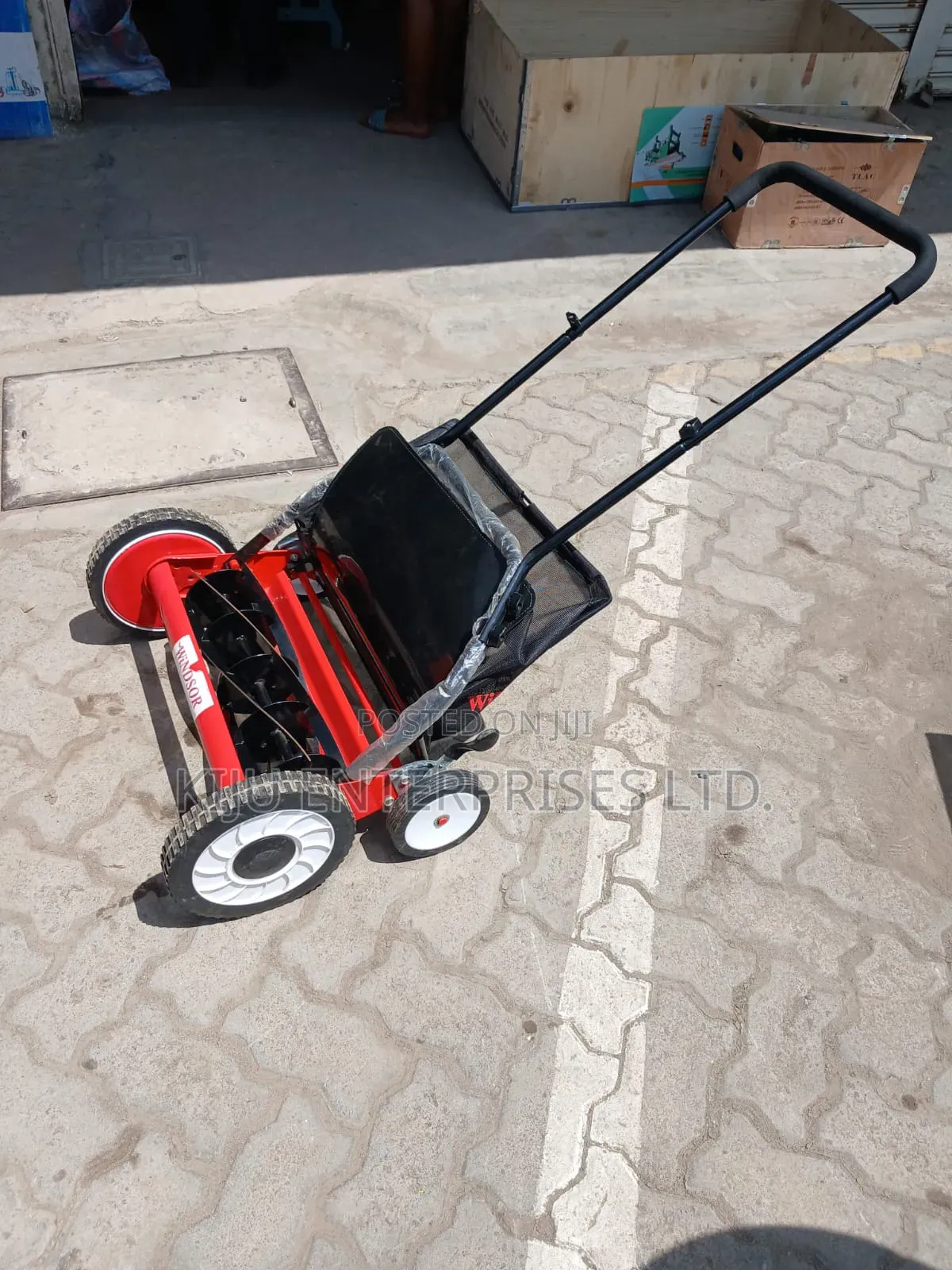 18 Inch Windsor Manual Lawn Mower for Sale