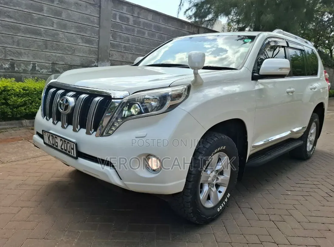 Toyota Land Cruiser Prado 2015 White