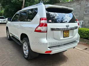 Toyota Land Cruiser Prado 2015 White