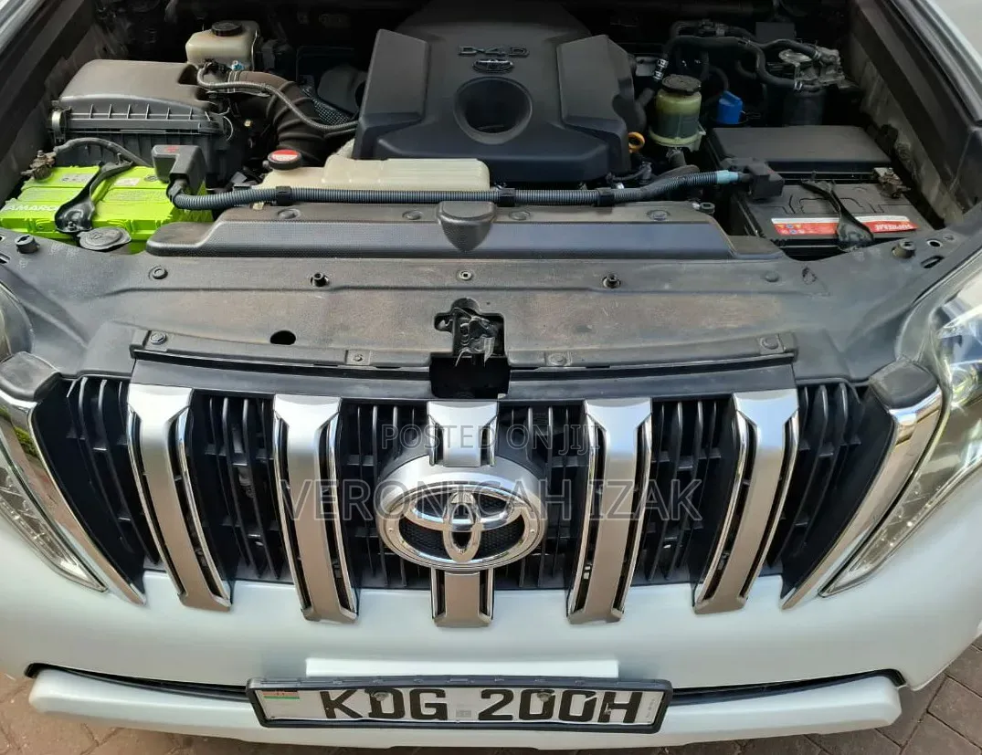 Toyota Land Cruiser Prado 2015 White