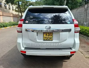 Toyota Land Cruiser Prado 2015 White