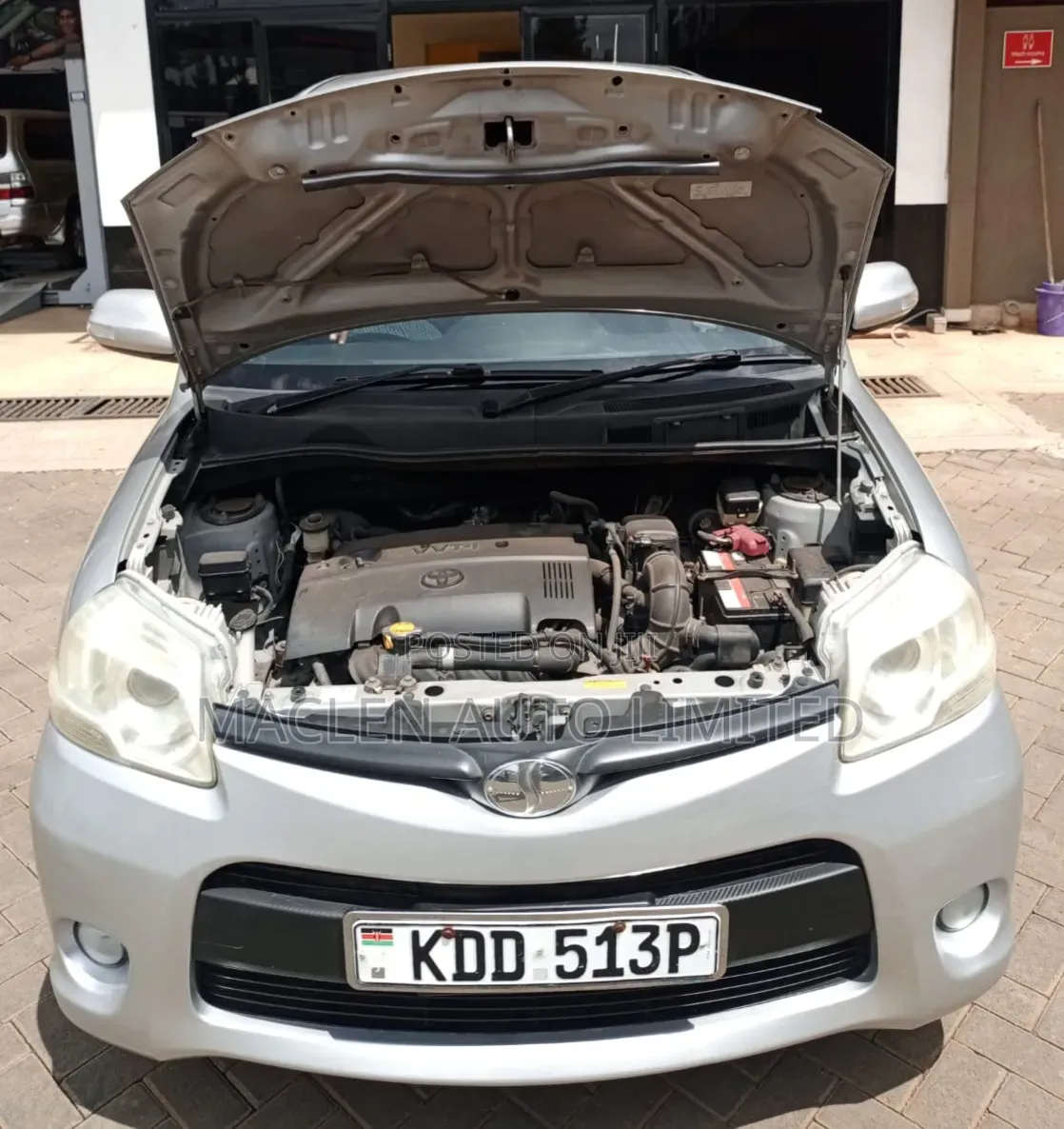 Toyota Sienta 2014 Silver