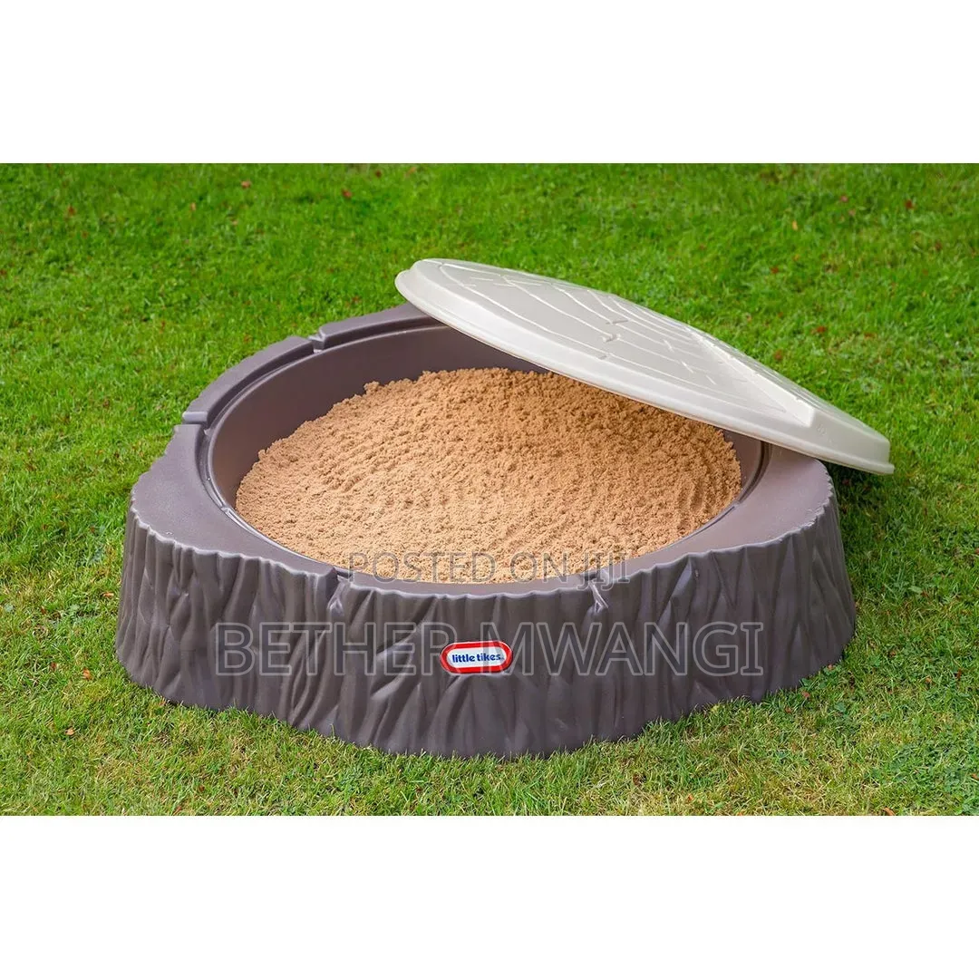 Woodland Sand Pit in Kenya