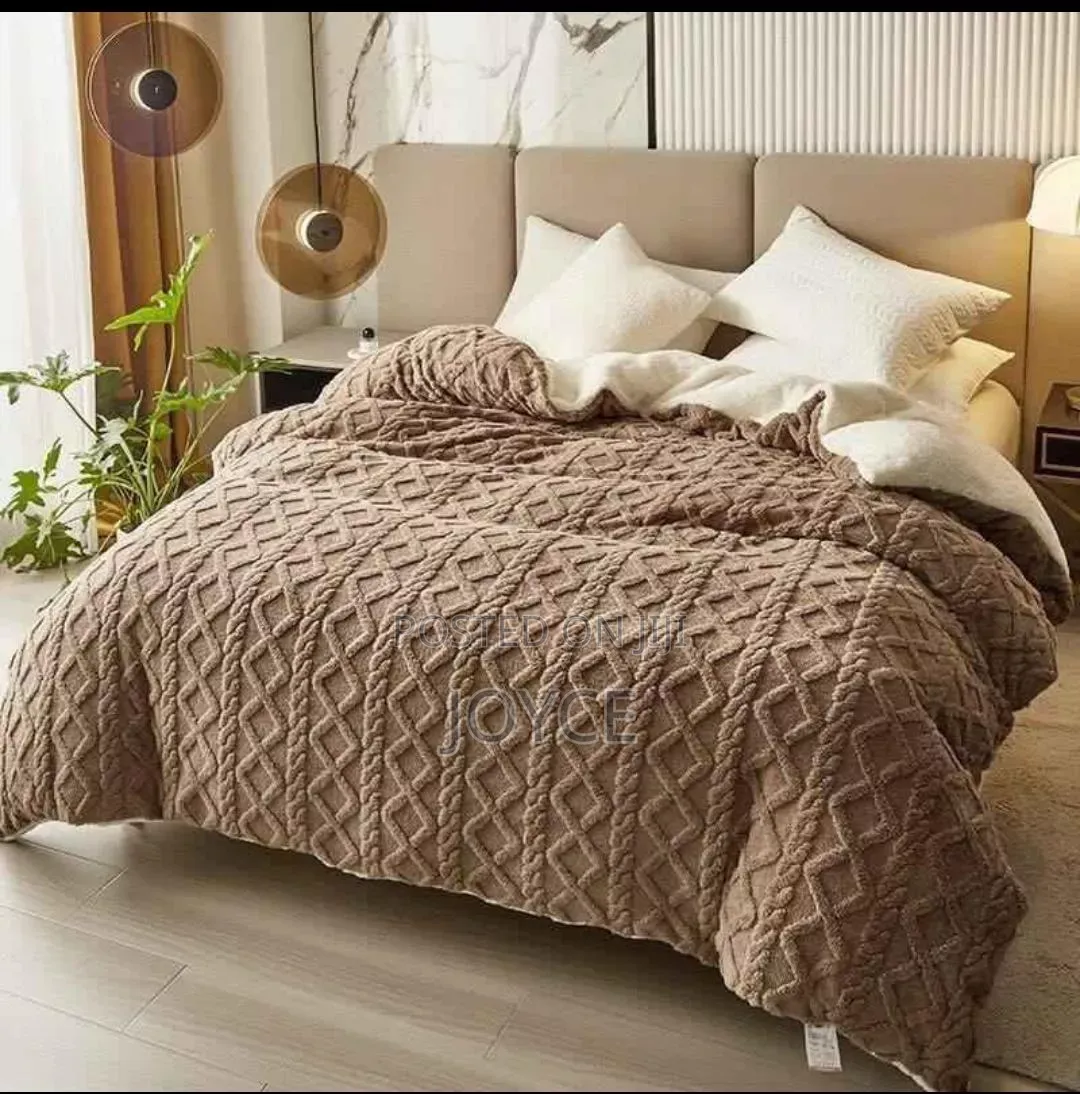 Single Velvet Woolen Duvets