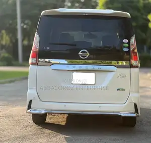 Nissan Serena 2018
