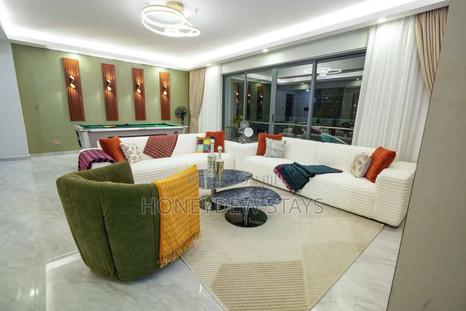 Premium Furnished 5br Apartment at Royal Oaks Residency
