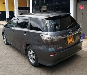 Toyota Wish 2012 Gray