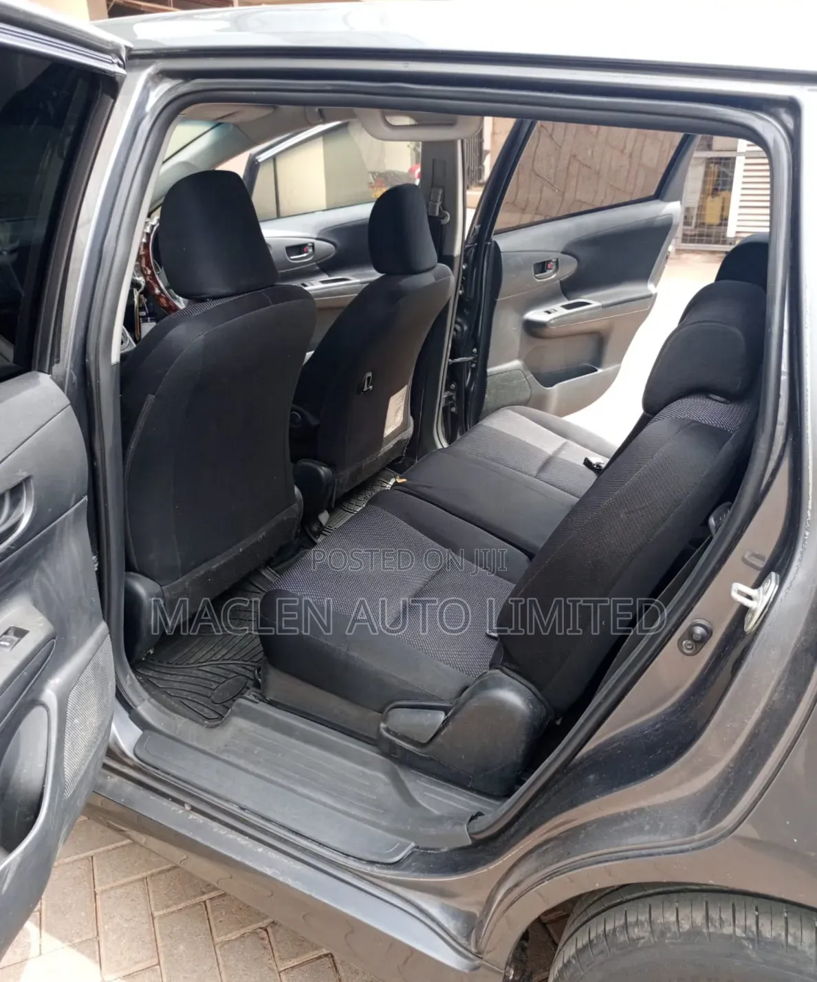 Toyota Wish 2012 Gray