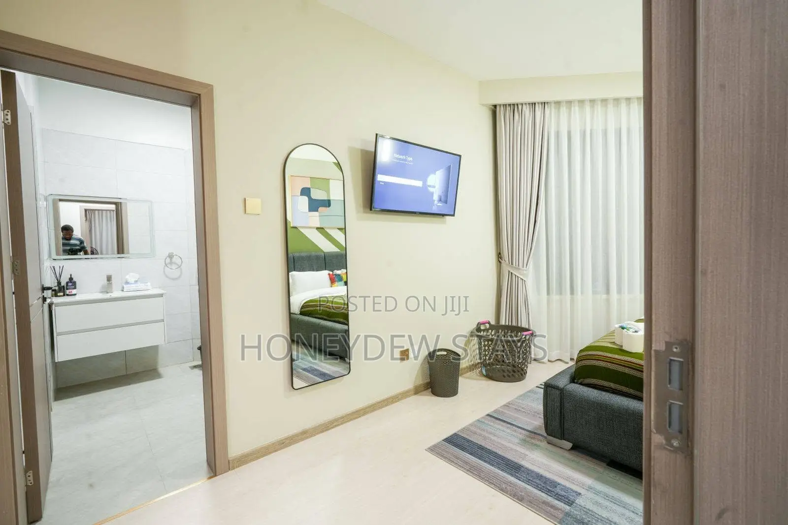 Premium Furnished 5br Apartment at Royal Oaks Residency