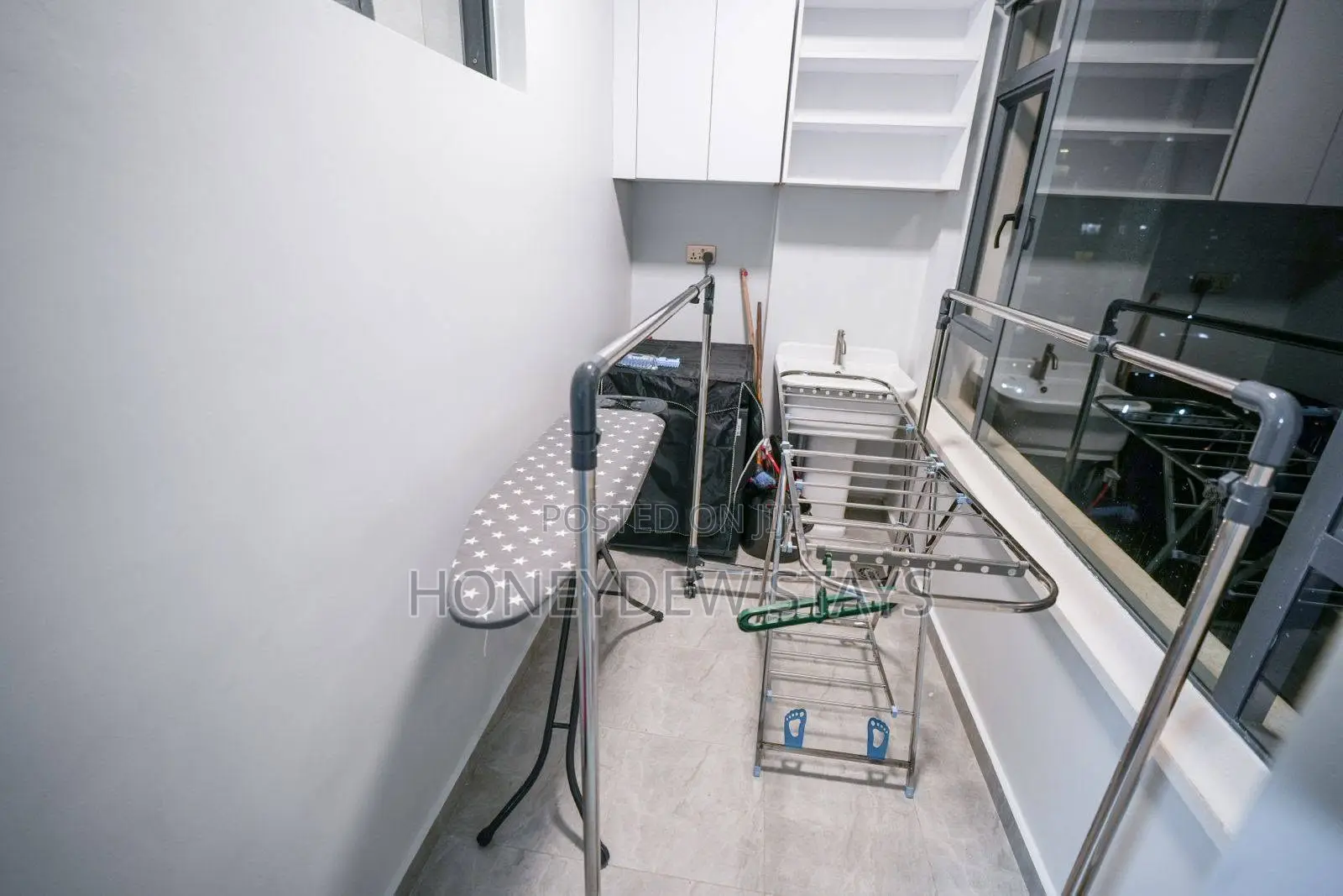 Premium Furnished 5br Apartment at Royal Oaks Residency