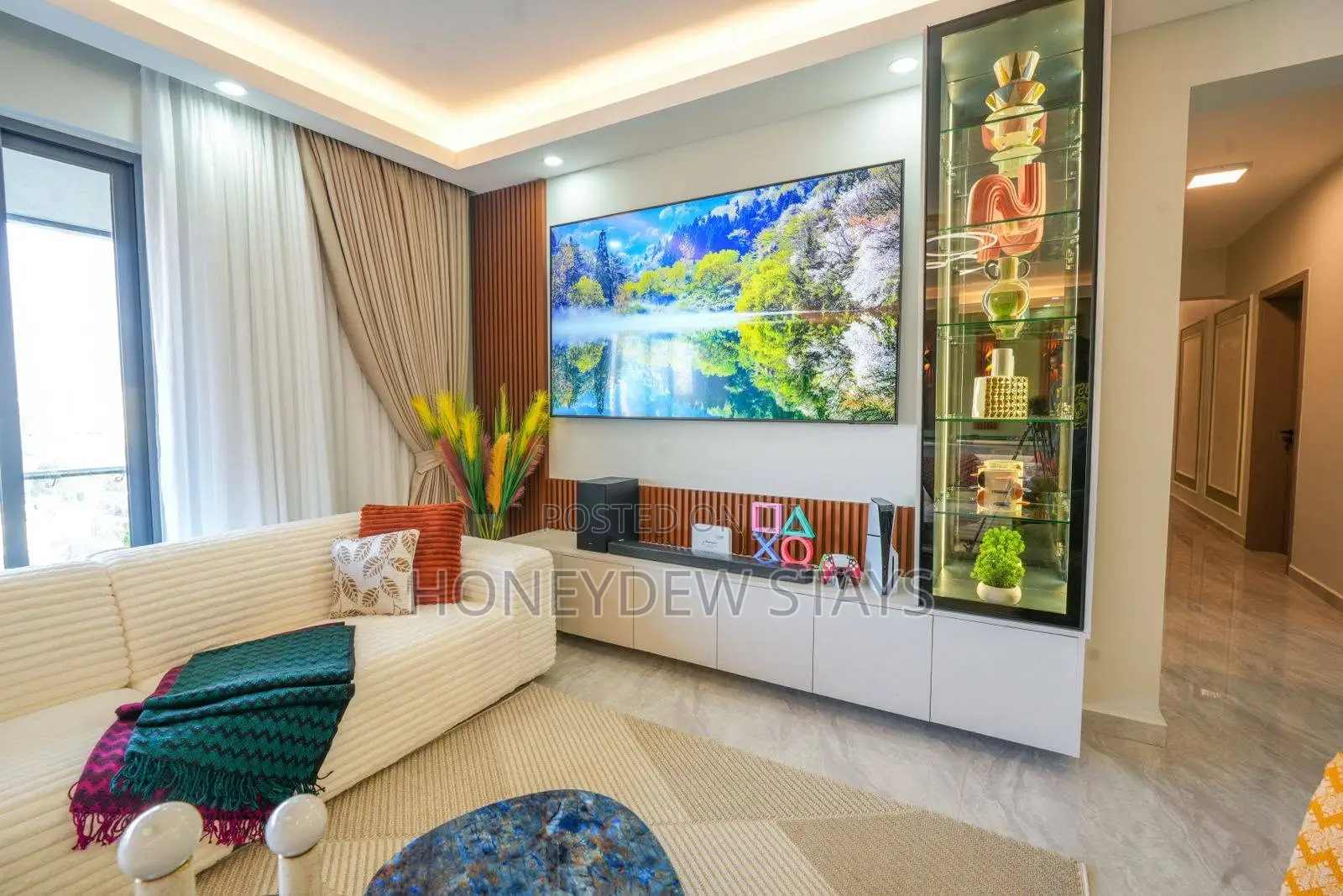 Premium Furnished 5br Apartment at Royal Oaks Residency