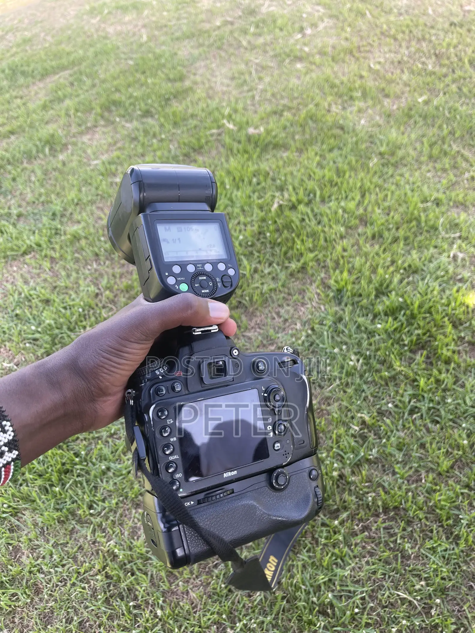 D610 Nikon Full Frame, V1 Speedlight and 50mm