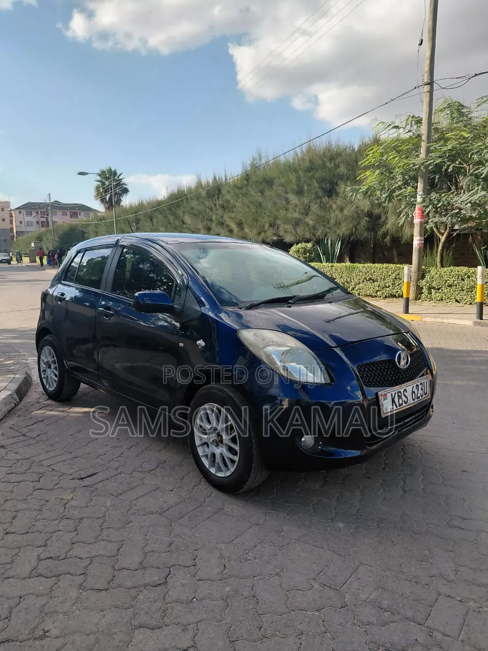 Toyota Vitz 2005 Blue