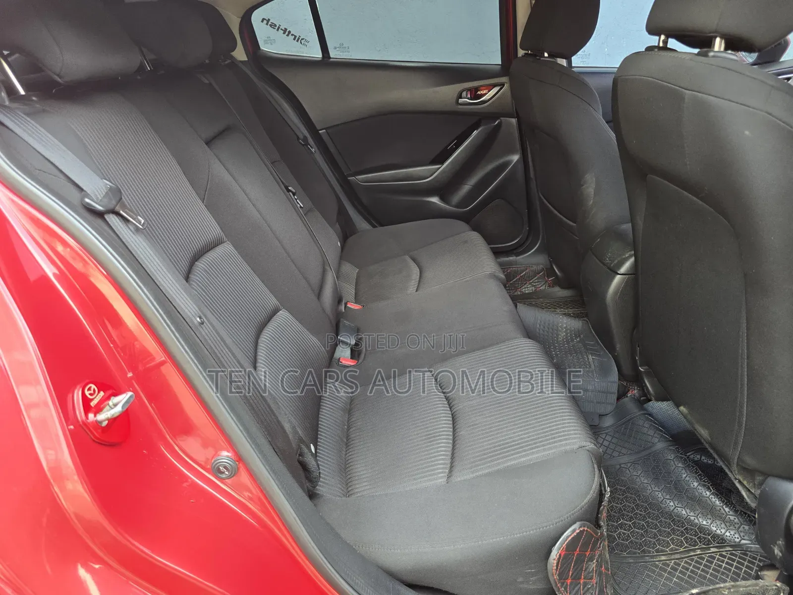 Mazda Axela 2017 Red