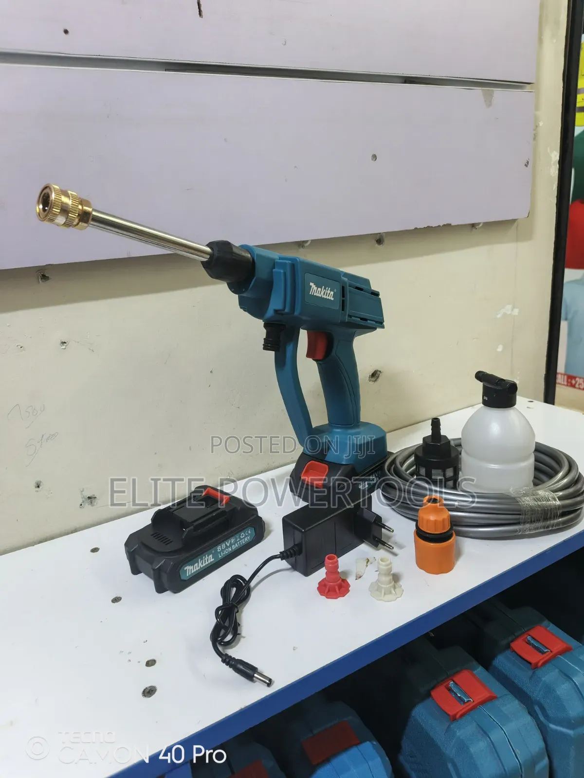 Makita 88v Cordless High Pressure Car Washer With Battery Charger