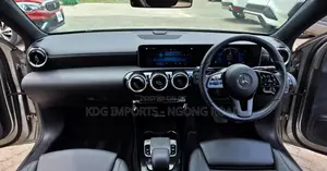 Mercedes-Benz A-Class 2019 Silver