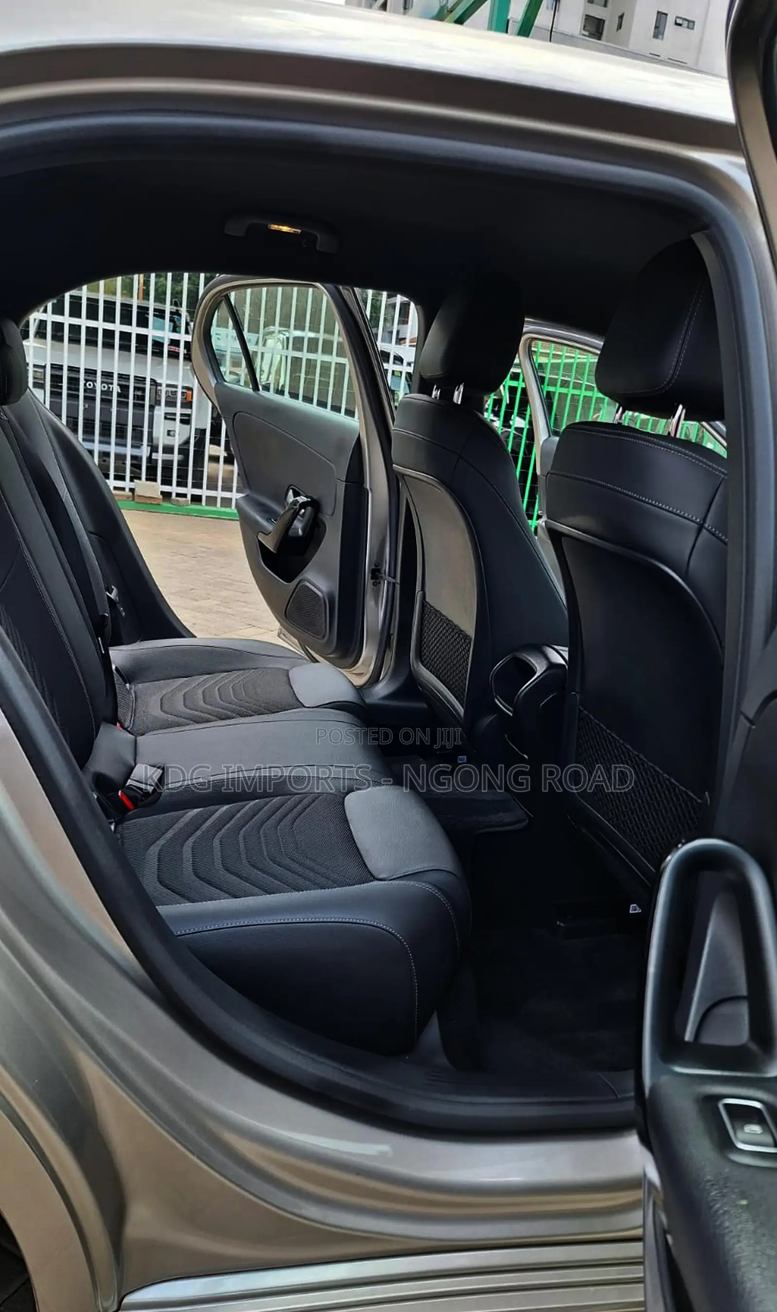 Mercedes-Benz A-Class 2019 Silver
