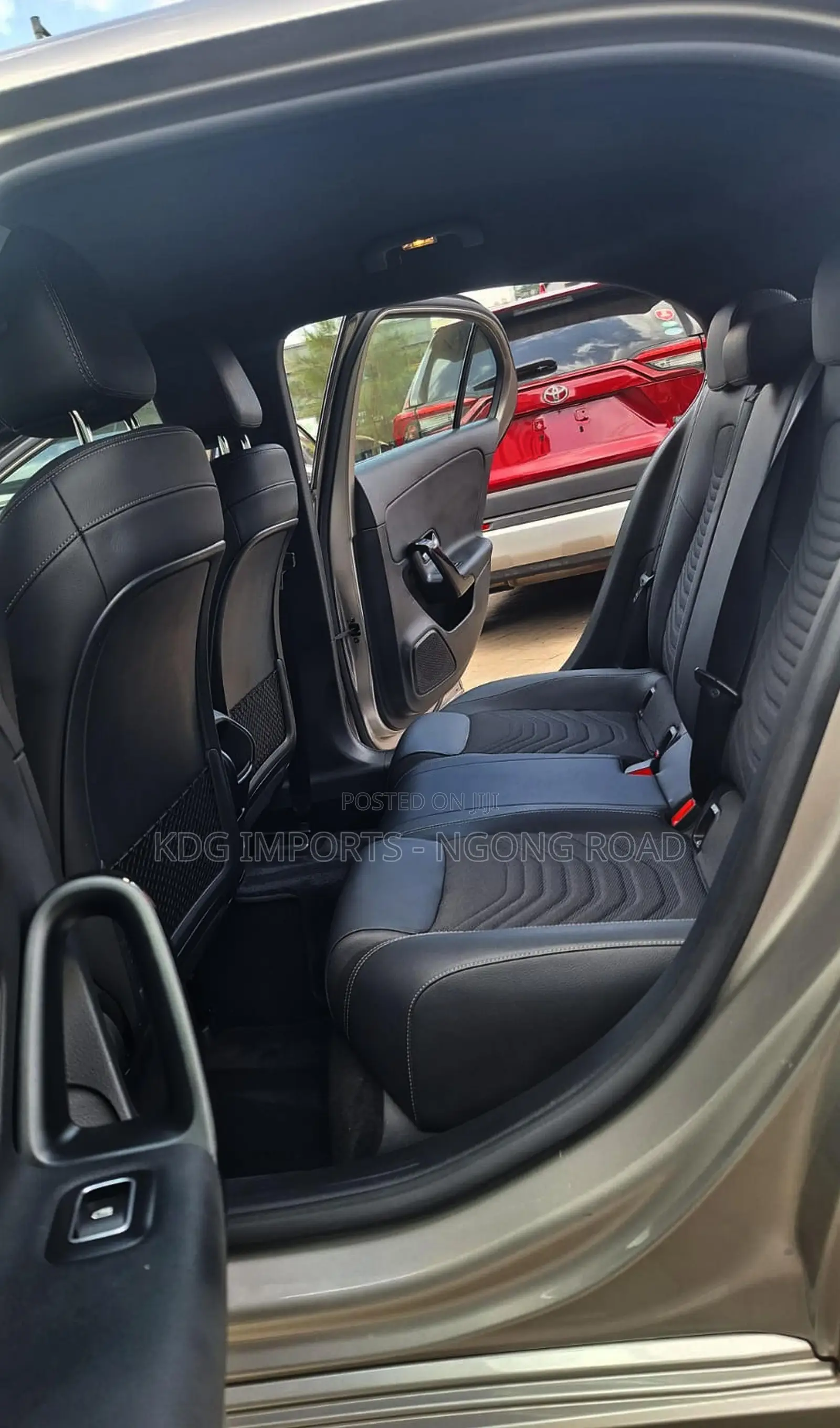 Mercedes-Benz A-Class 2019 Silver