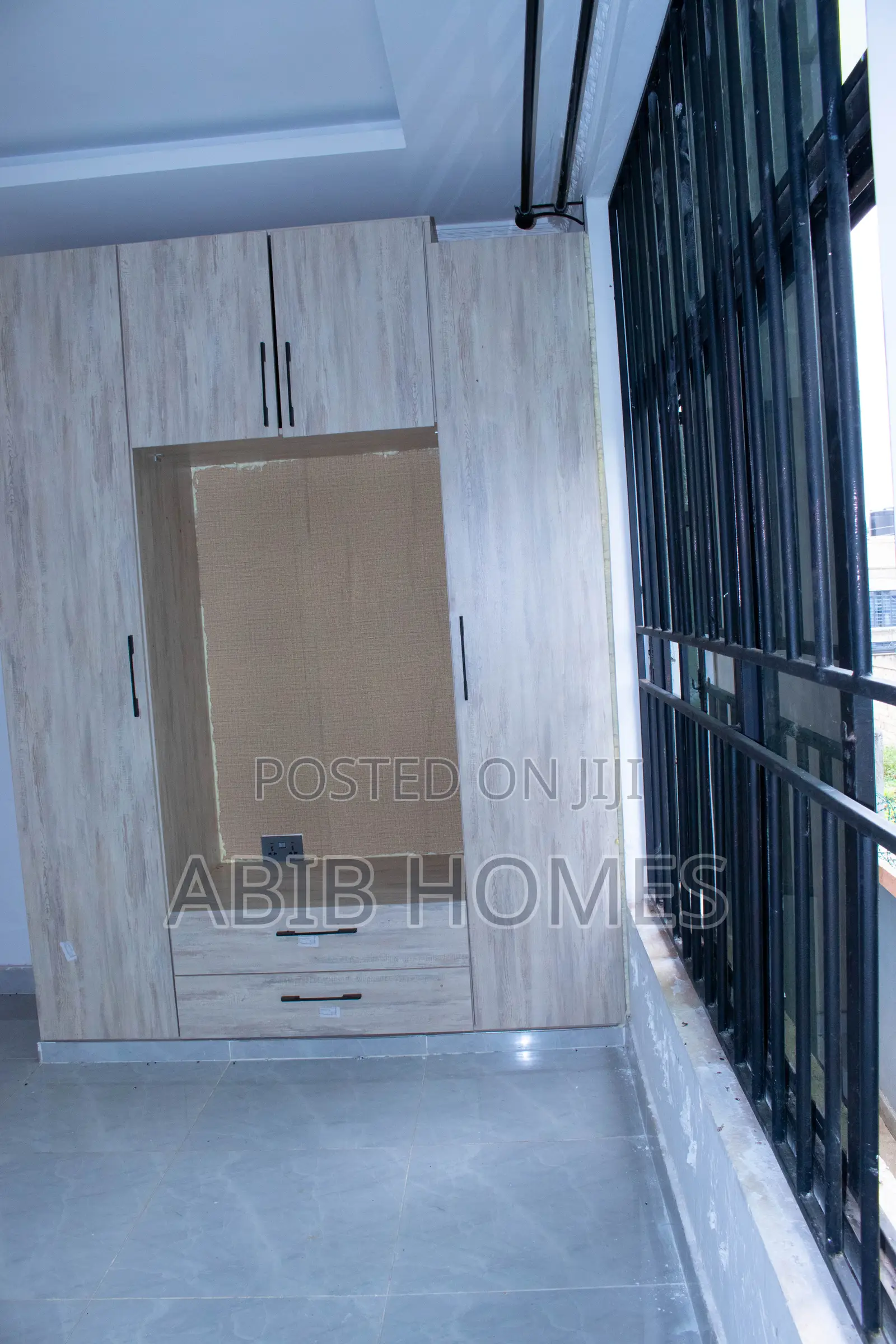 4bdrm Maisonette in Croton Estate, Kenyatta Road / Theta  for sale