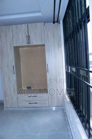 4bdrm Maisonette in Croton Estate, Kenyatta Road / Theta  for sale