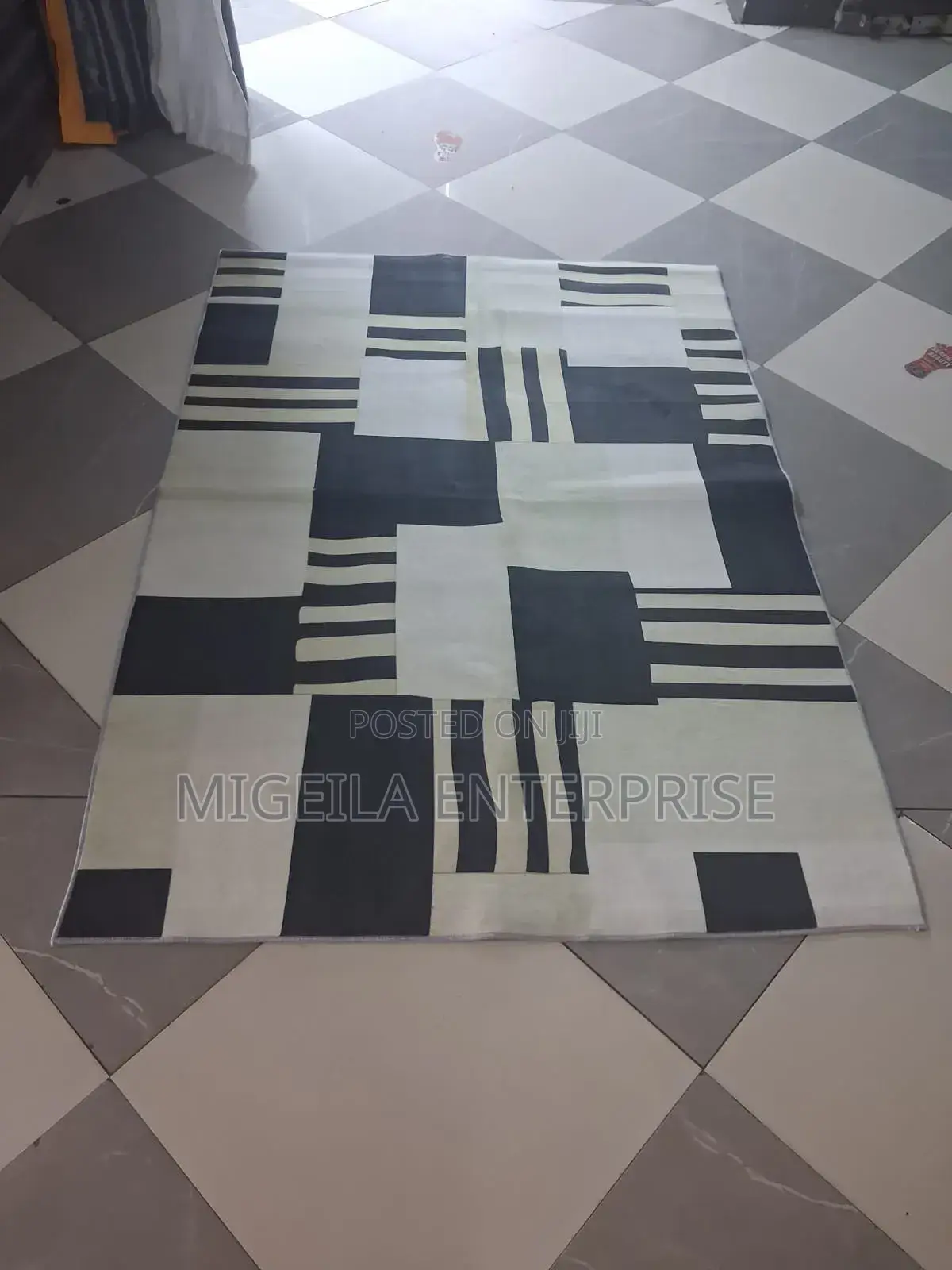 Carpet Hd 5 by 8