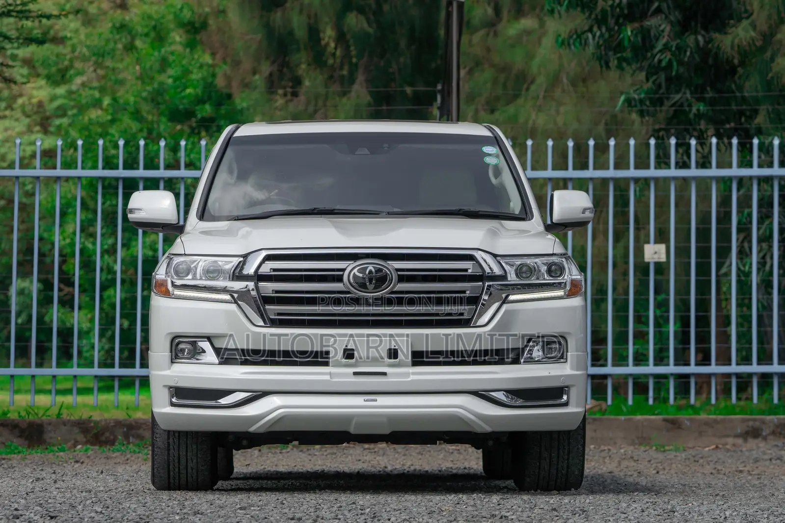 Toyota Land Cruiser 2019 White