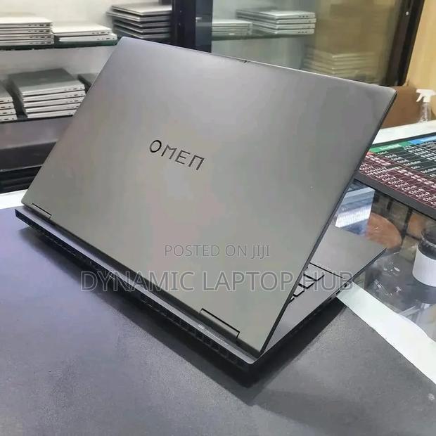 Laptop HP Omen 16 16GB Intel Core i9 SSD 1T - thumbnail 3