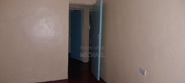 Mini Flat in Aberdare, Wangige for rent - thumbnail 2