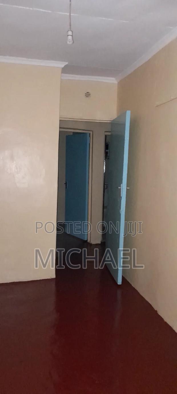 Mini Flat in Aberdare, Wangige for rent - thumbnail 4