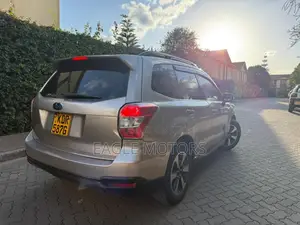 Subaru Forester 2016 Gold