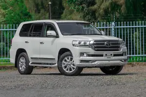 Toyota Land Cruiser 2019 White
