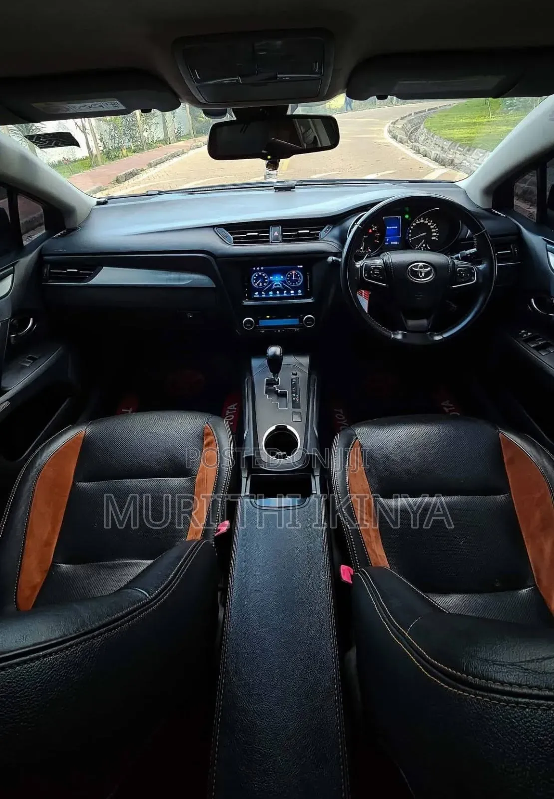 Toyota Avensis 2016 Black