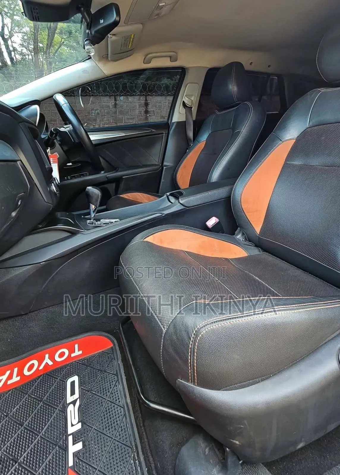 Toyota Avensis 2016 Black