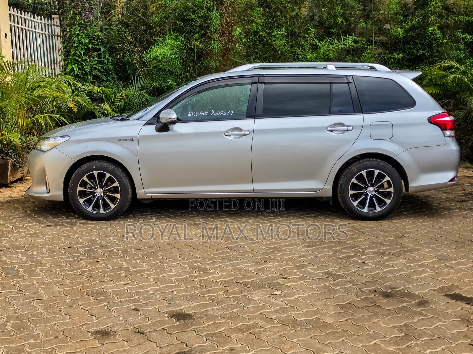 Toyota Corolla Fielder 2019 Silver