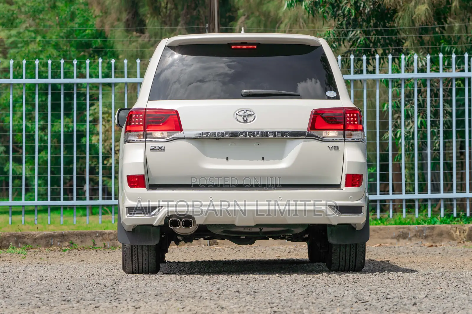 Toyota Land Cruiser 2019 White