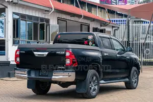 Toyota Hilux 2020 Black