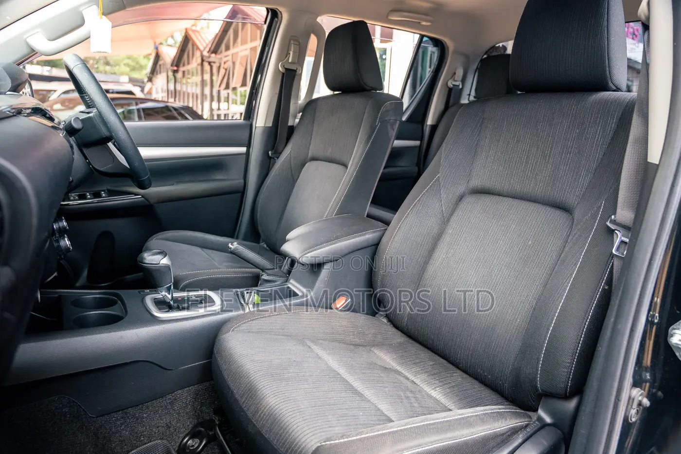 Toyota Hilux 2020 Black