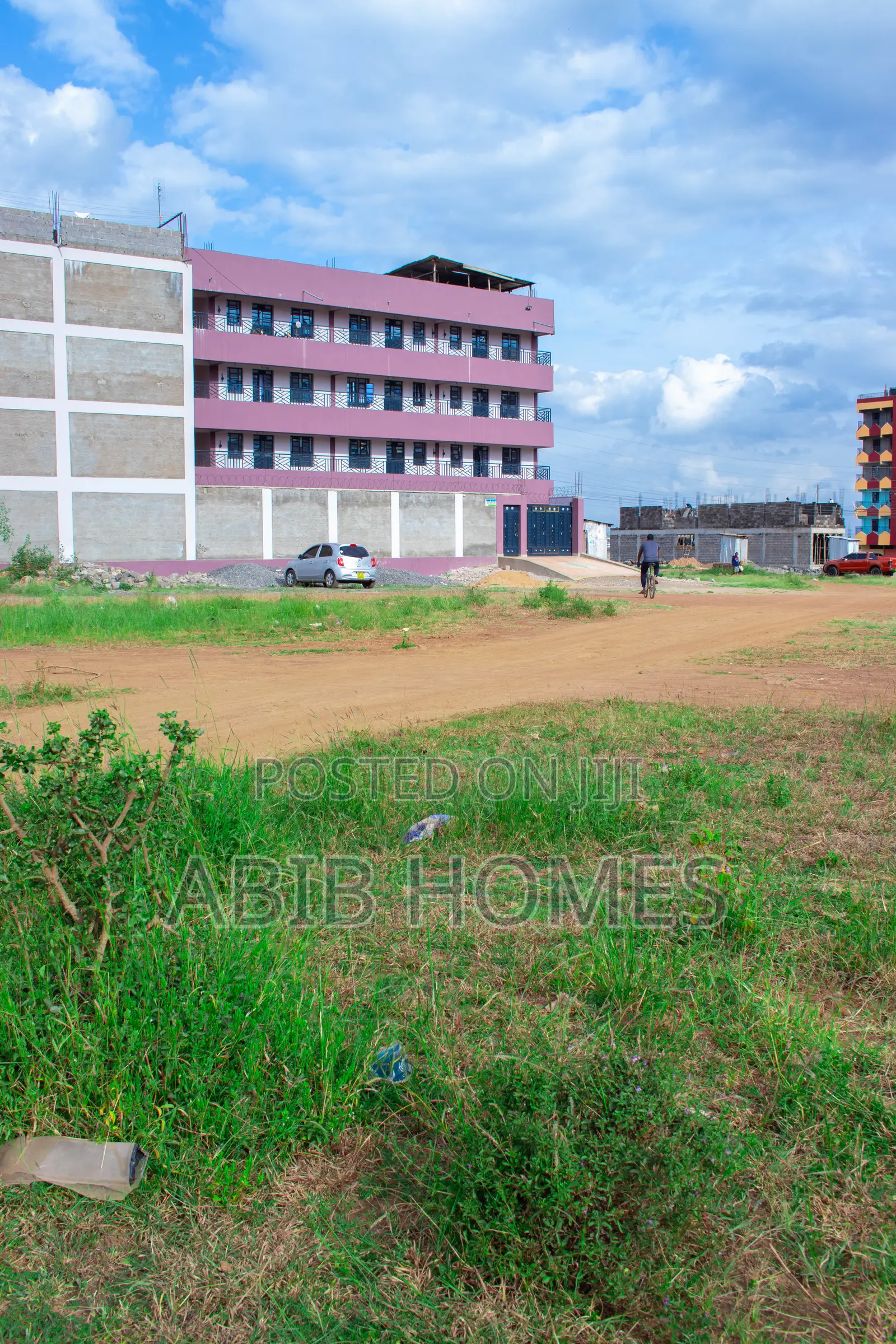 Prime Investment Plot for Sale Along Thika Road