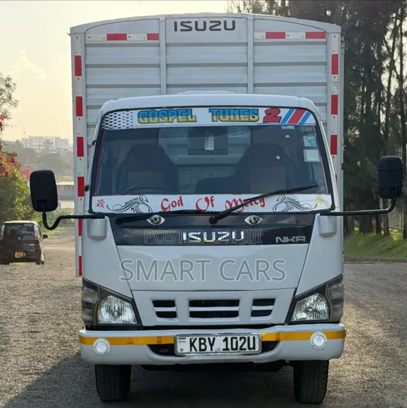 Isuzu NKR Local