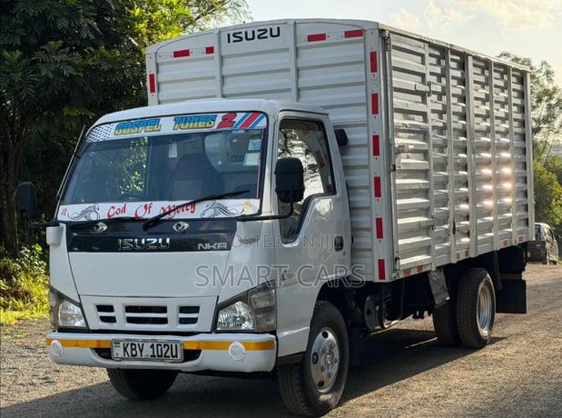 Isuzu NKR Local - thumbnail 6