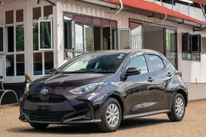 Toyota Yaris 2020 Purple