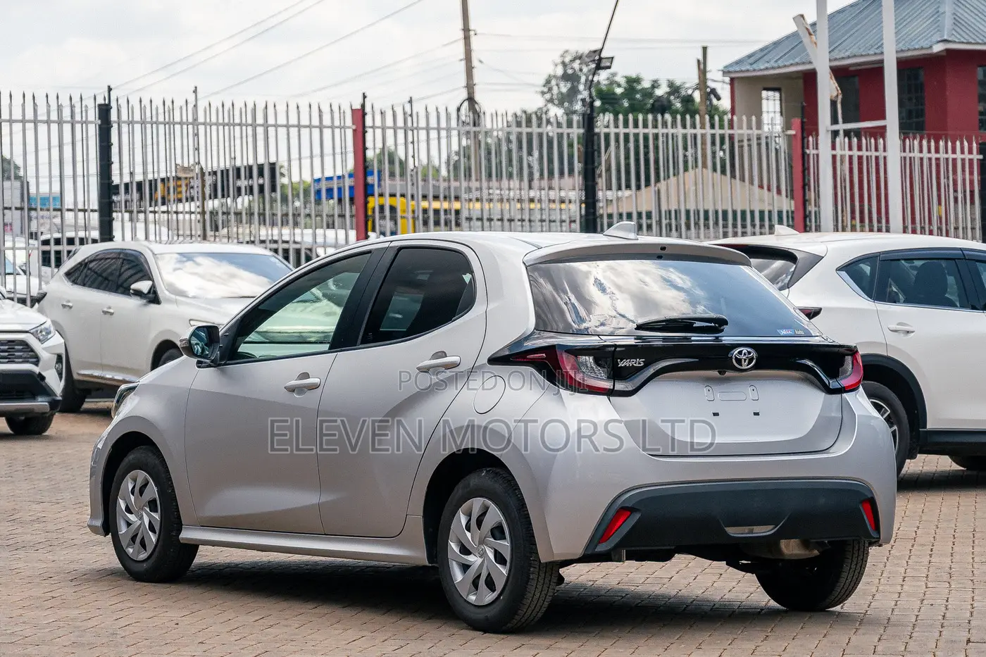 Toyota Yaris 2020 Silver